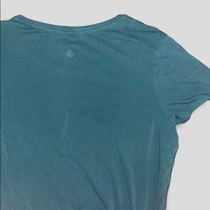 Lululemon T-Shirt Womens